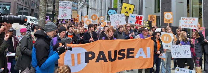proteste londra contro tecnologia AI