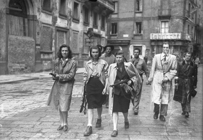 partigiane a brera 1024x709485101992226462485 1 25aprile, liberazione, libertà, partigiani appunti